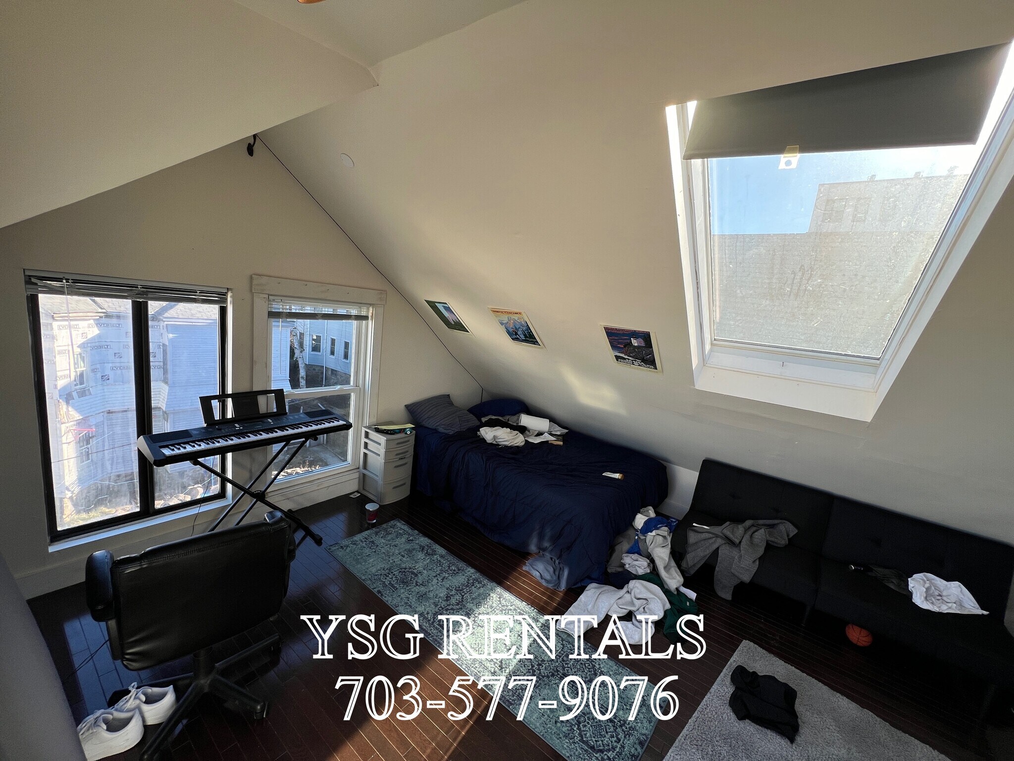 Building Photo - 9 Sunset St