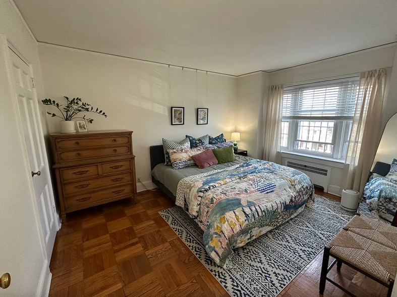 Building Photo - 217 Prospect Ave