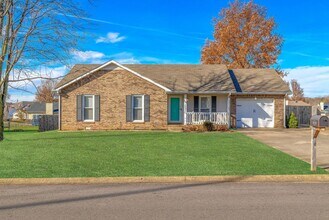Building Photo - 3 Bedroom Dog Friendly Home For Rent Near St. B Area!