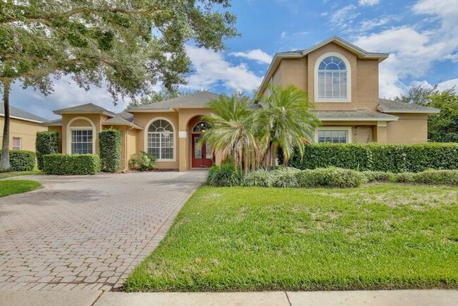 Primary Photo - Stunning 4/3 Pool Home with a Bonus Room a...
