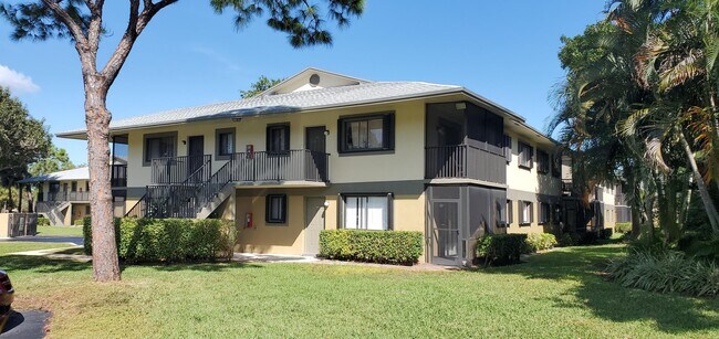 Building Photo - 522 Trace Cir