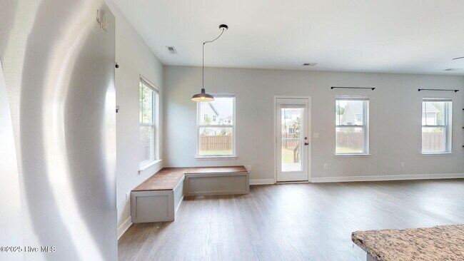 Building Photo - 604 Alston Blvd
