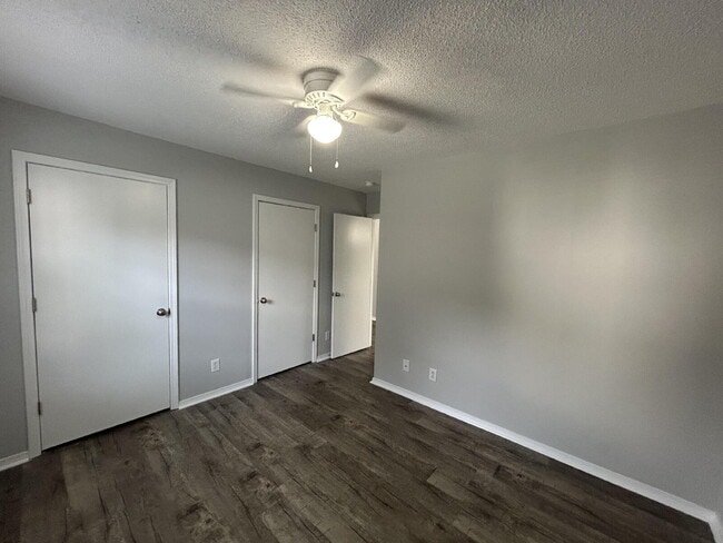 Building Photo - 3 BD 2 BA APARTMENT BY TTU FOR RENT