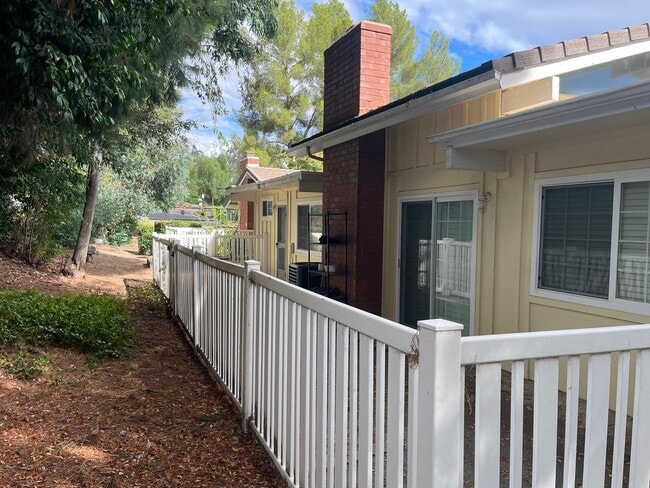 Building Photo - 3 Bed, 2 Bath home in Murrieta