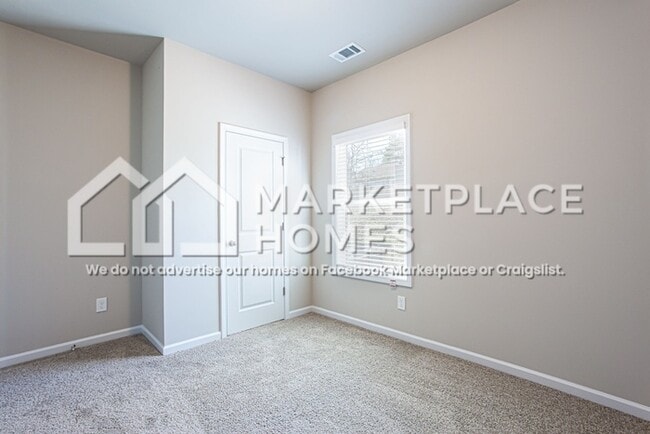 Building Photo - 234 W L Miller Dr