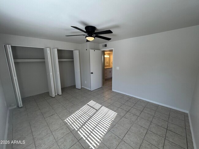 Building Photo - 6711 W Osborn Rd