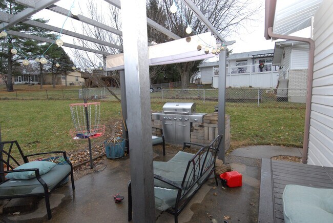 Building Photo - St Peters Area