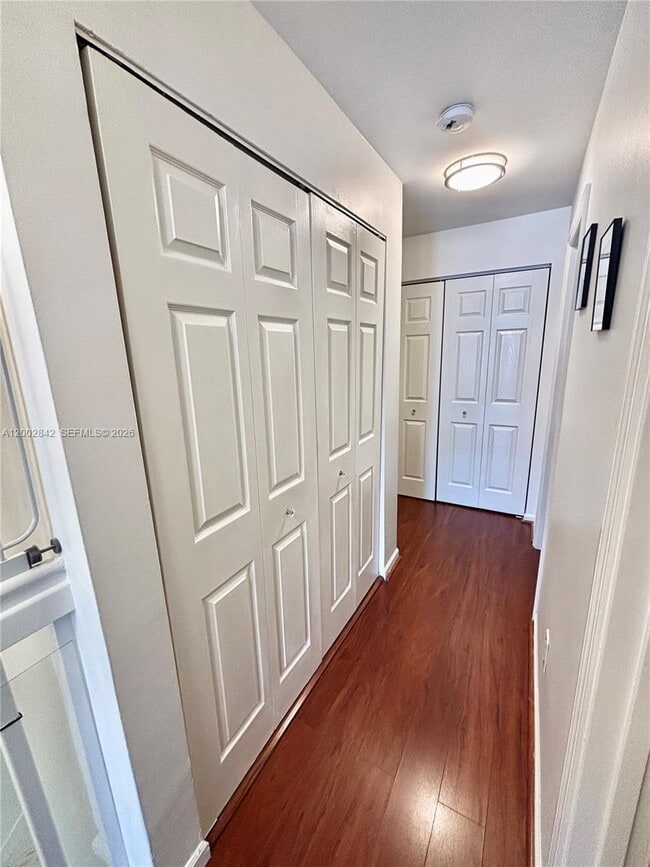 Building Photo - 5952 NW 47th Terrace