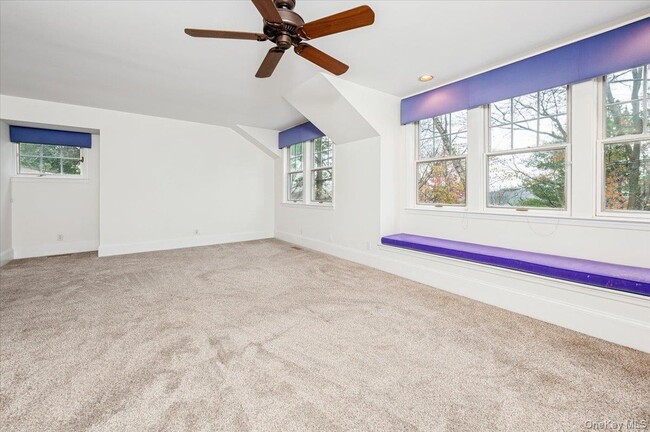 Building Photo - 10 Old Jackson Ave