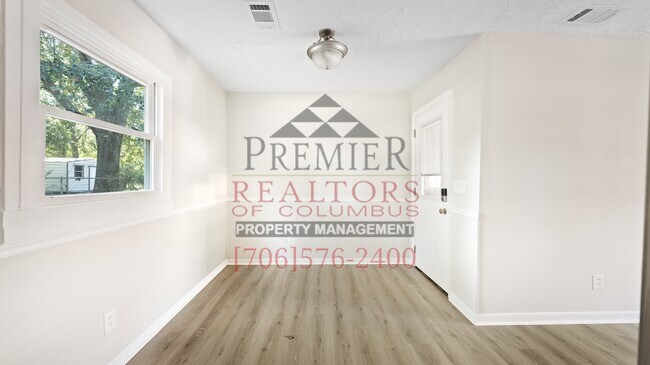 Building Photo - 330 Mays Ave