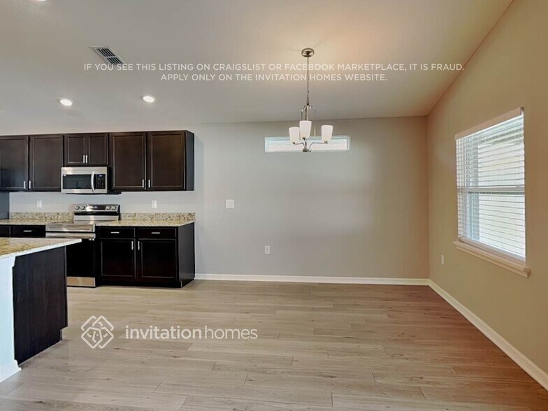 Building Photo - 3918 Willow Ridge Dr