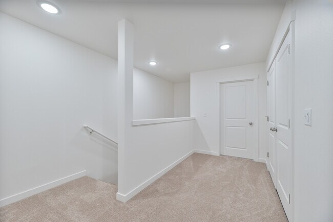 Building Photo - 2711 Niki Lane