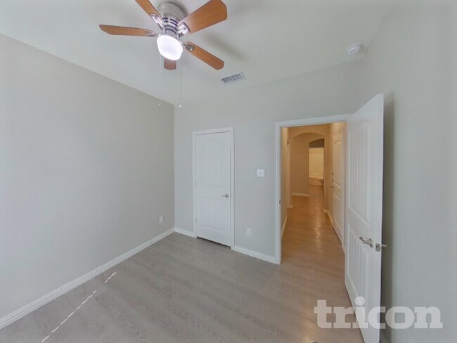 Building Photo - 110 Columbia St