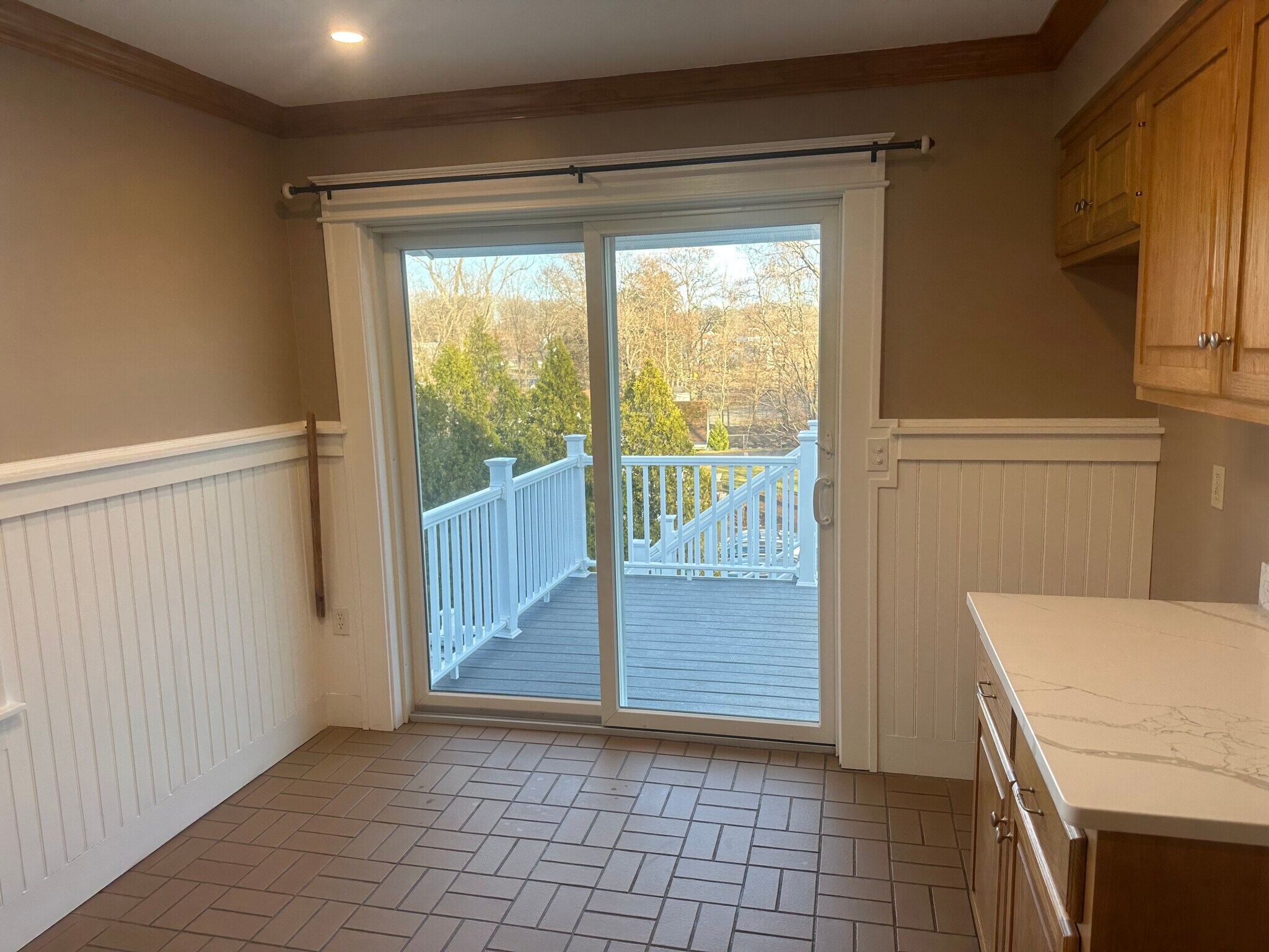 Building Photo - 155 Mill St