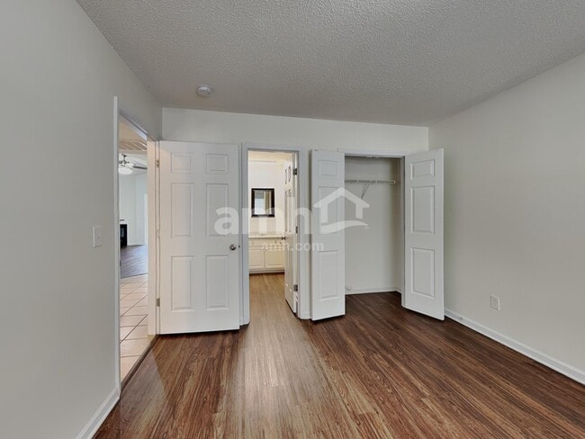 Building Photo - 106 Charlotte Ct