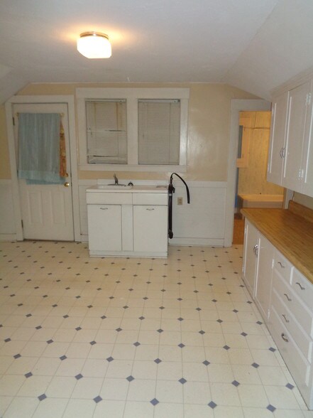 Building Photo - 51 South St