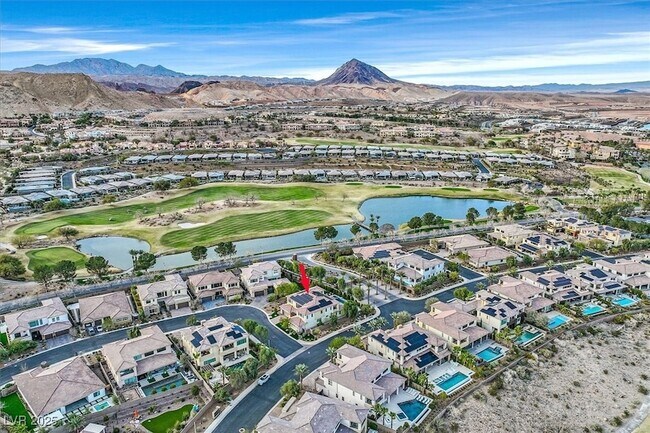 Building Photo - 65 Garibaldi Wy