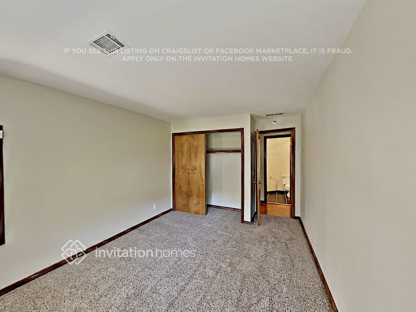 Building Photo - 2955 Pond View Ct