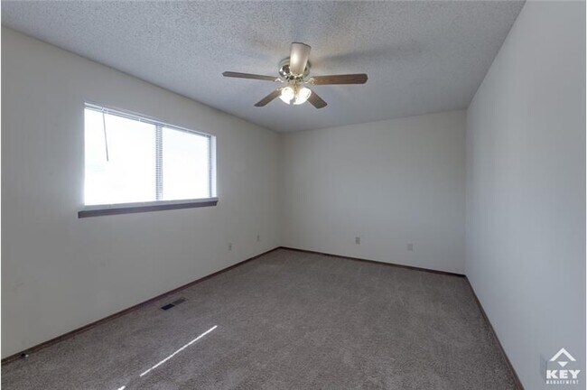 Building Photo - 7011 W Sheriac Cir