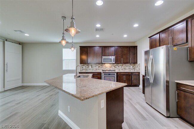 Building Photo - 2130 Emyvale Ct