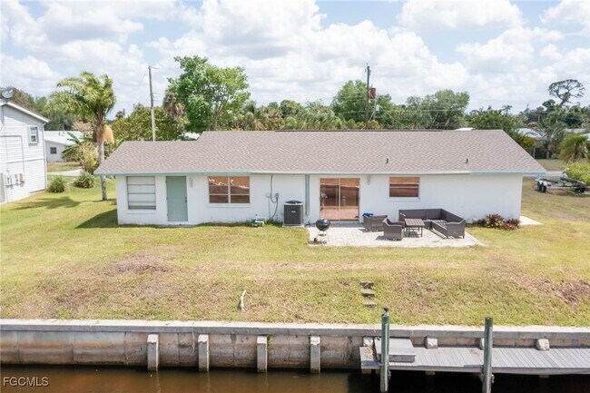 Building Photo - 2019 Clark Ave