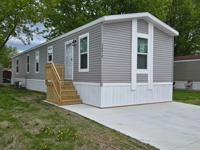 Building Photo - 52212 Worthington Ln