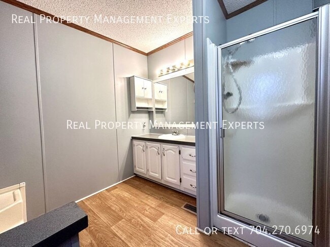 Building Photo - 5268 Montana Cir NW