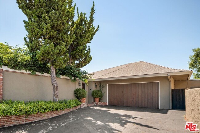 Building Photo - 2317 Kimridge Rd