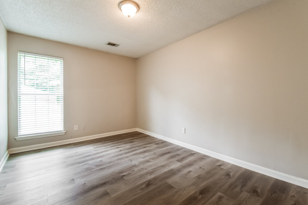 Building Photo - 3568 Brookstone Way