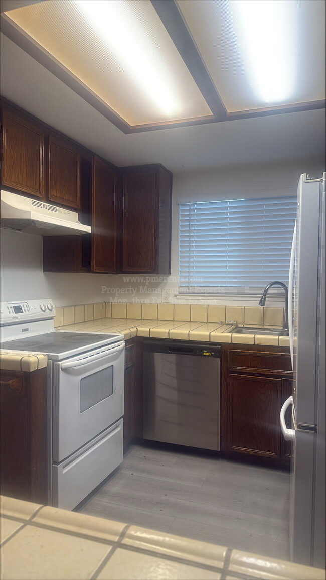 Building Photo - 3720 Swain Dr