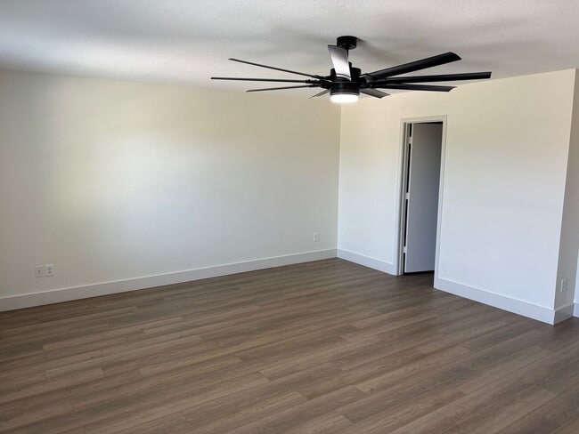 Building Photo - 803 Moss Glen Trail