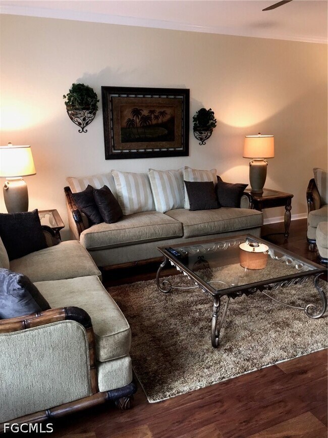 Building Photo - 9600 Roundstone Cir