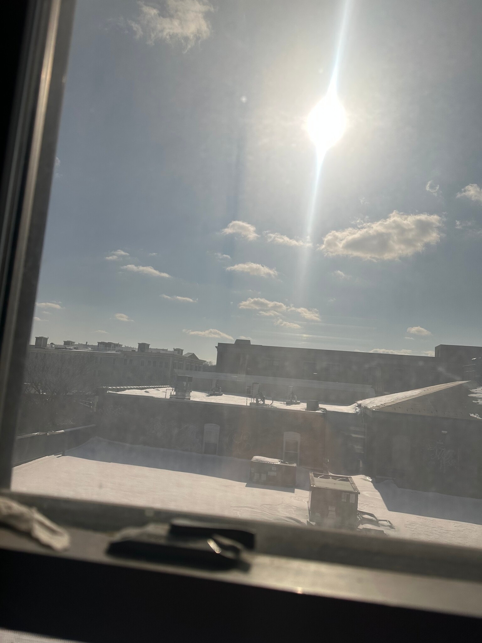 Building Photo - 375 Main St