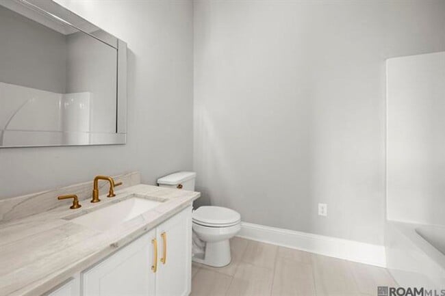 Building Photo - 5030 Myrtle Trail Dr