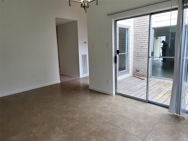 Building Photo - 13839 Walnut Hollow Ln