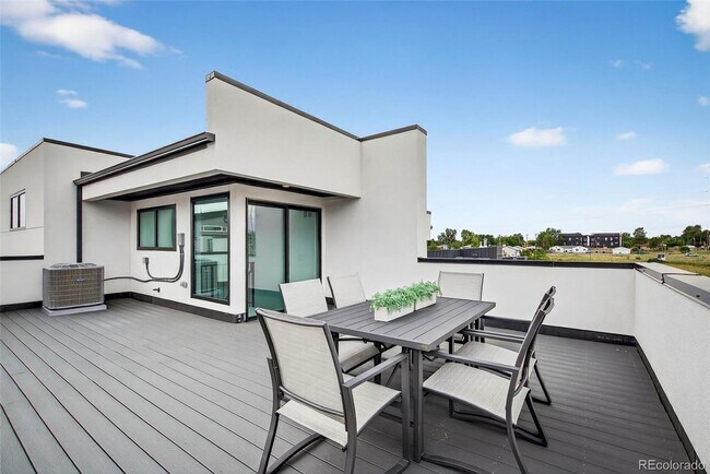 Building Photo - New Construction Townhome with Rooftop Deck