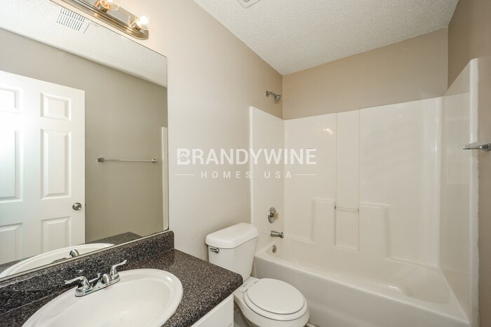 Building Photo - 3596 Brookstone Way