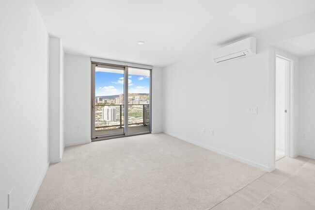 Building Photo - 2319