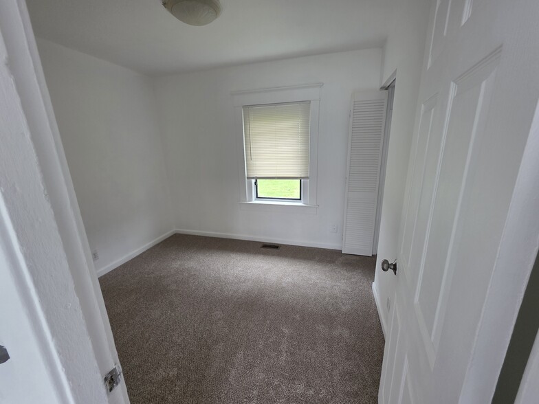 Building Photo - 4322 S Puget Sound Ave