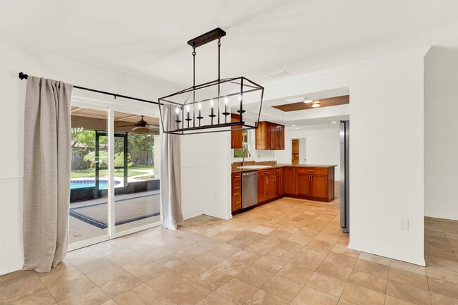 Building Photo - 8969 Crichton Wood Ct