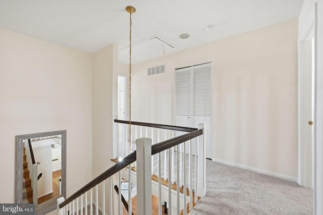 Building Photo - 3233 S Leisure World Blvd