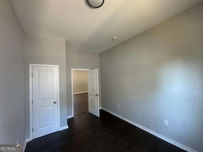 Building Photo - 1536 Montreat Ave SW