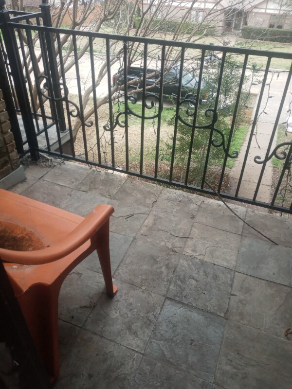 Building Photo - 3439 Racquet Club Dr