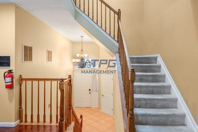 Building Photo - 26 Catherine Ct