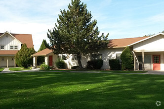 Building Photo - Pioneer Commons