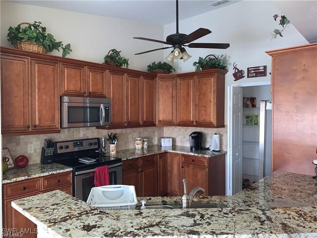 Building Photo - 14860 Crystal Cove Ct
