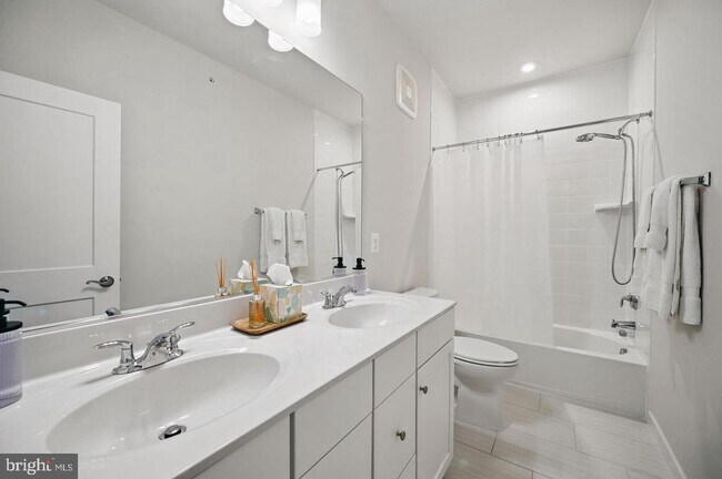 Building Photo - 44623 Wolfhound Sq