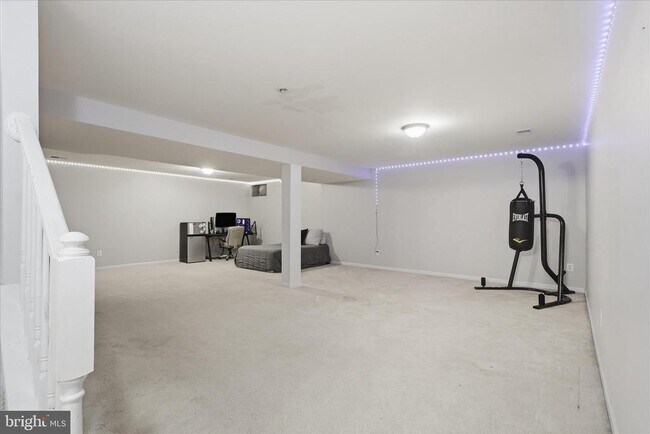 Building Photo - 6711 Selbourne Ln