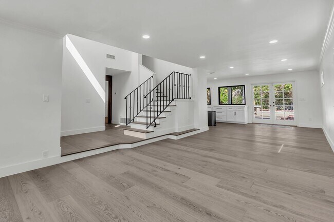 Building Photo - 26232 Glen Canyon Dr