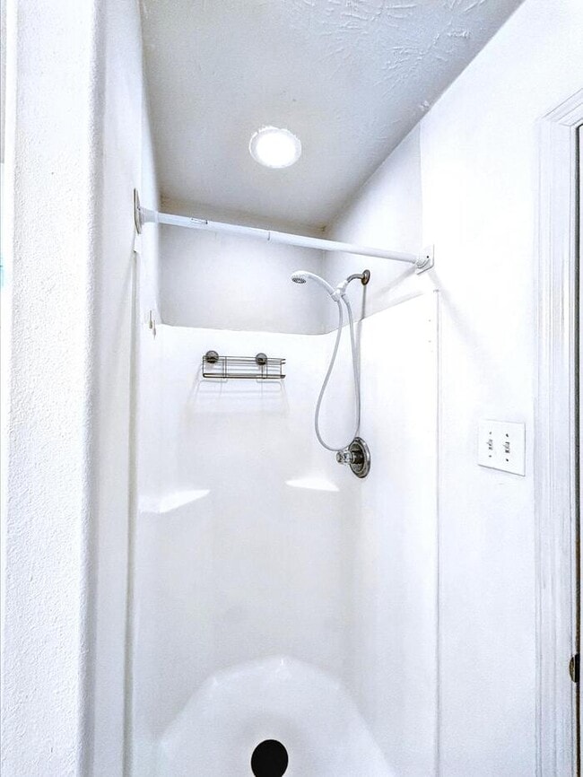Building Photo - 4710 Kiowa Cir